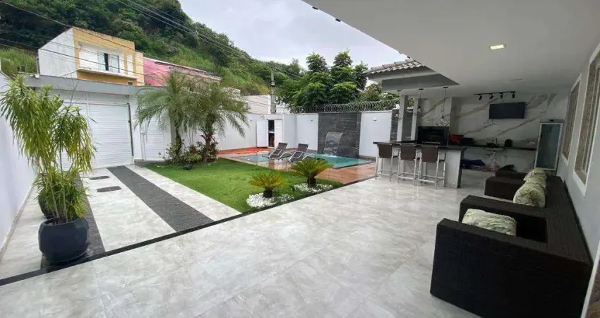 Casa à venda em Rio de Janeiro, Jardim Sulacap, com 3 quartos, 400m²