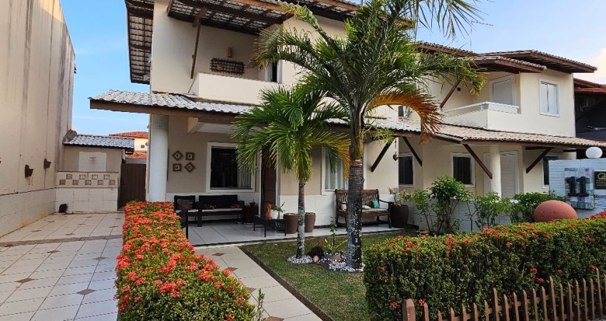 Casa Duplex- 4/4, sendo 1 suíte em Lauro de Freitas