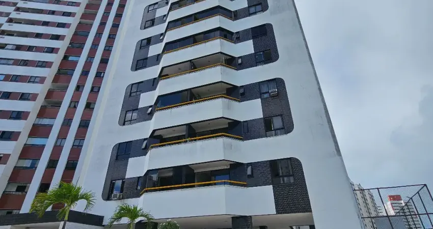 Apartamento MOBILIADO- 2/4, sendo 1 suíte no bairro do Imbuí em Salvador-BA