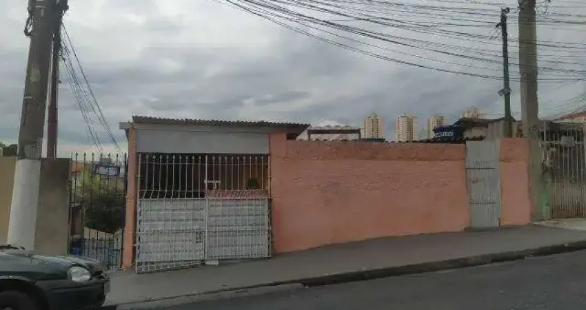 Terreno contendo 3 casas próximo ao centro de Osasco