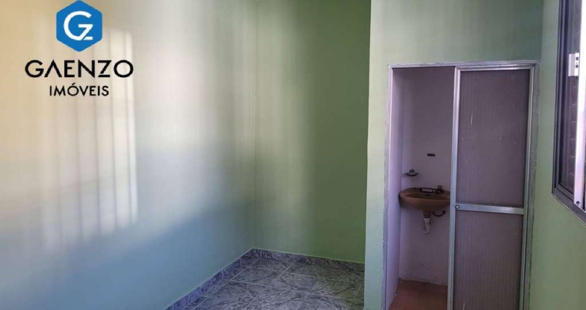 Casa Com 3 Dormitórios, 3 Banheiros, 1 Vaga E 1 Suíte