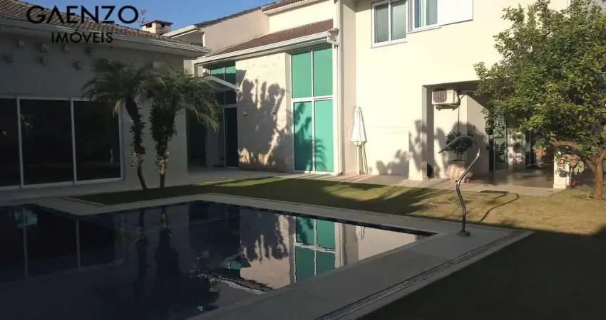 Casa em condomínio fechado com 4 quartos à venda no Alphaville, Santana de Parnaíba 