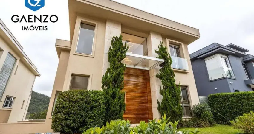 Casa em condomínio fechado com 4 quartos para alugar no Centro Comercial Jubran, Barueri