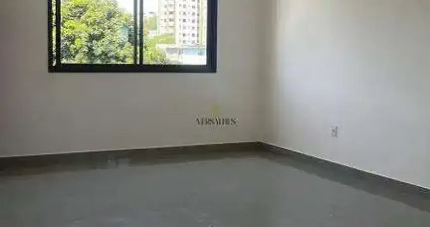 Sala comercial com 43 m², 2 banheiros, localizada no bairro São Luiz