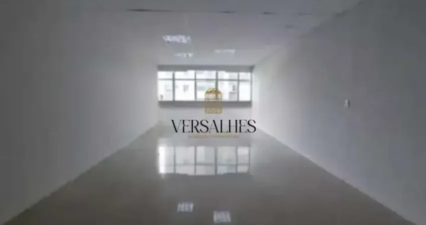 Sala comercial à venda com 4 salas, 3 banheiros, 153,27 m² e 4 vagas no bairro Lourdes