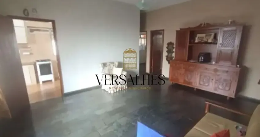 Casa a venda com 4 quartos, 3 banheiros, 431 m² e 3 vagas no bairro Ipiranga