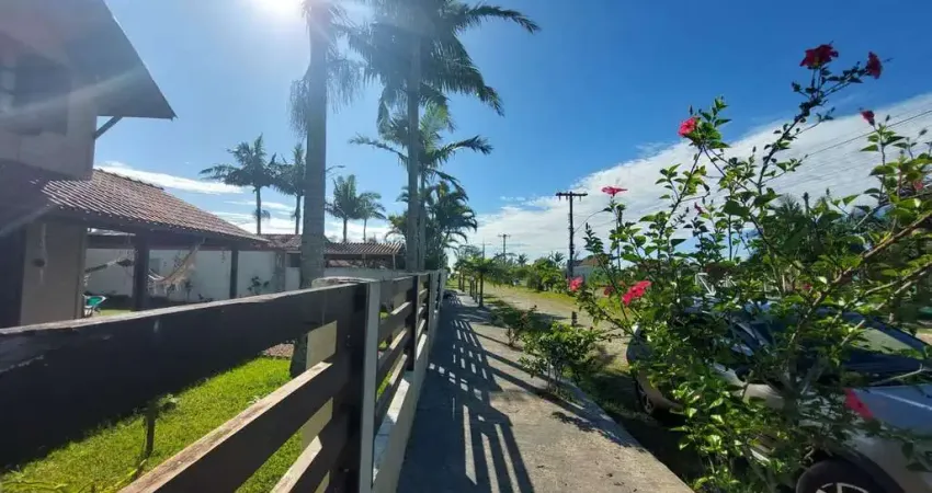 Buscando um lugar para fugir do agito da cidade, para ter paz e tranquilidade