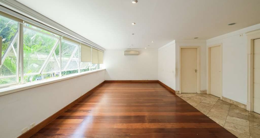 Apartamento com 3 quartos para alugar na Alameda Franca, 753, Cerqueira César, São Paulo