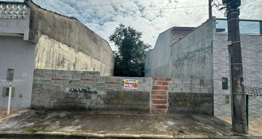 Terreno à venda no Jardim Horto do Ipê, Itaquaquecetuba 
