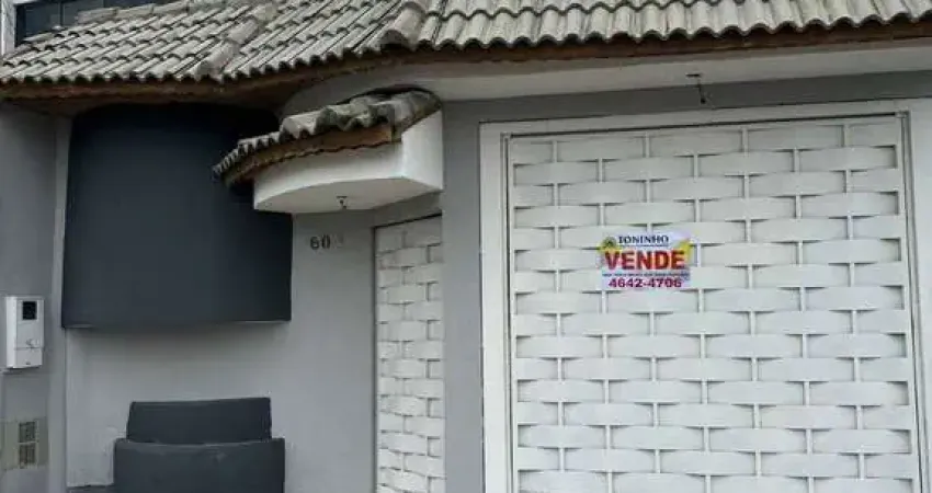 Casa com 2 quartos à venda na Vila Virgínia, Itaquaquecetuba 