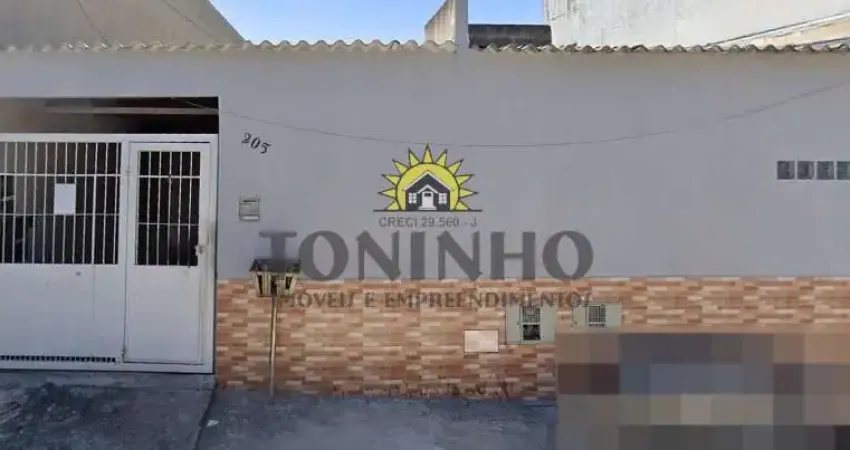 Casa com 2 quartos para alugar no Jardim Luciana, Itaquaquecetuba 