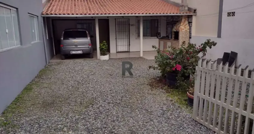 Casa à venda no bairro Praia de Armação do Itapocorói - Penha/SC