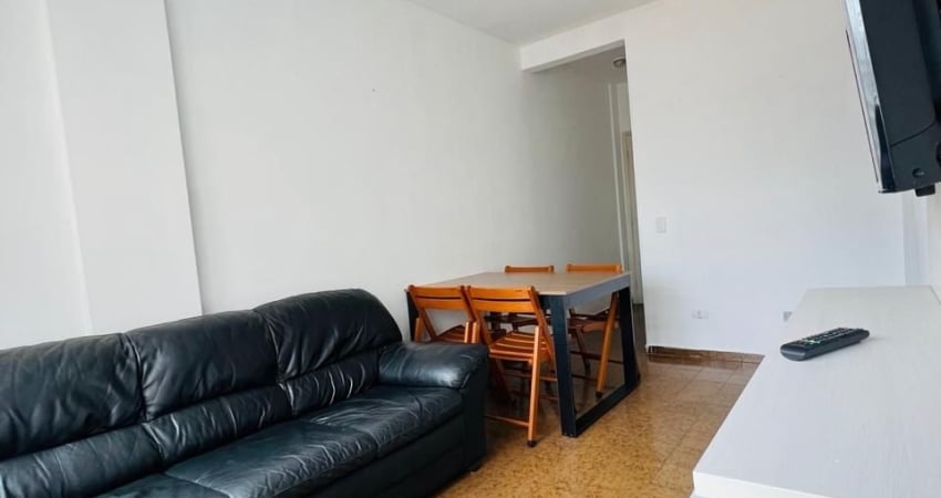 Apartamento de um dormitório na Tupi pertinho da praia