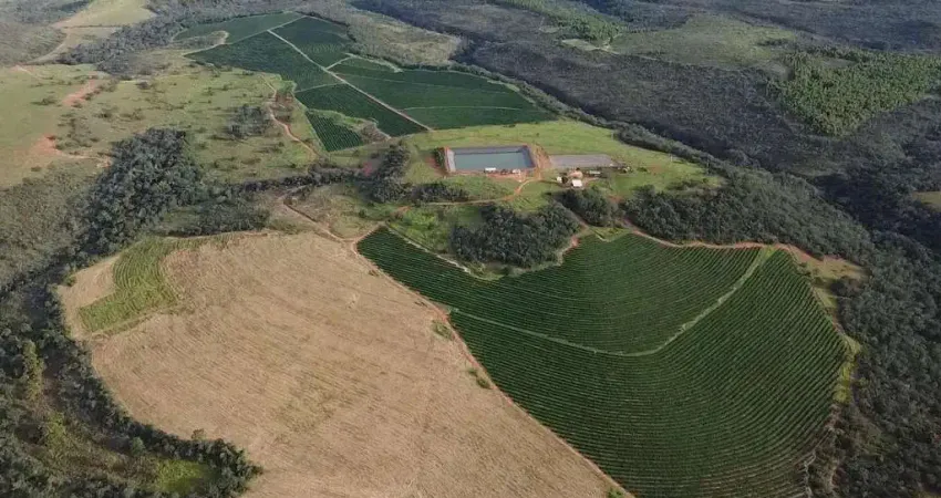 Fazenda à venda na Rua Felisberto Fonseca, 68, 1000, Centro, Presidente Olegário