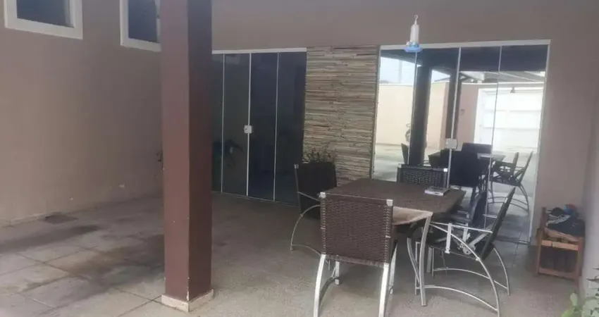 Casa com 2 quartos à venda na Antonio de Paula Bueno Júnior, 140, Jardim Santa Cruz, Mogi Guaçu