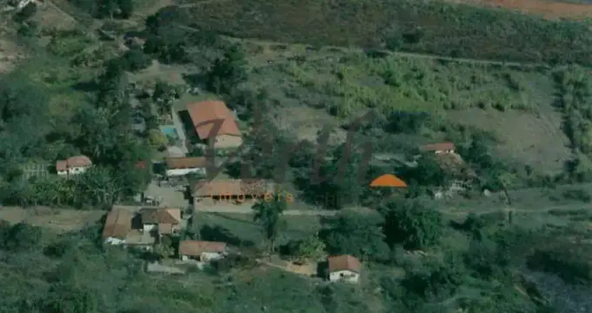 Fazenda à venda na Prefeito Hamilton Vieira Mendes, 211, Loteamento Residencial Vista Verde, Cruzeiro