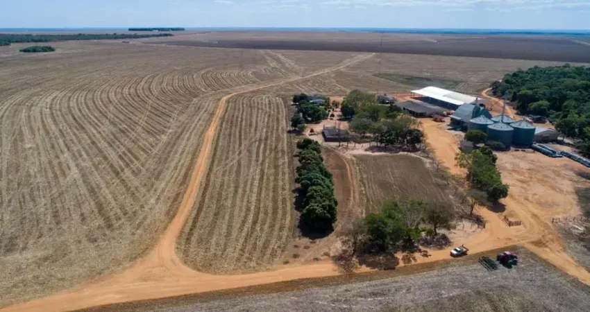 Fazenda à venda na Rua Goiás, 431, Centro, Campo Novo do Parecis