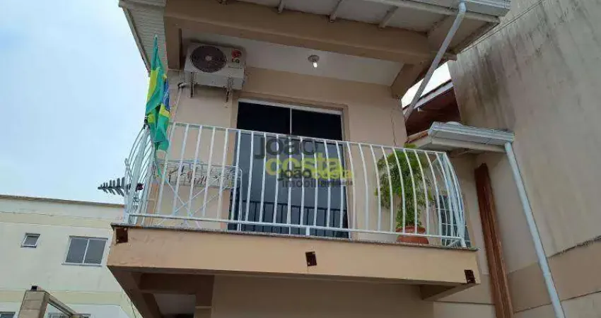 Casa com 2 dormitórios à venda, 88 m² - São Sebastião - Palhoça/SC