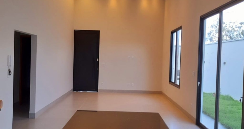 Casa com 3 quartos à venda na Avenida Lydia da Rocha e Silva, 10, Jardim Europa, Uberlândia