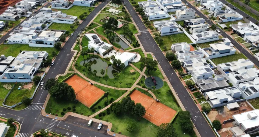 OPORTUNIDADE EXTRA - Terreno grande de esquina procura novo dono.