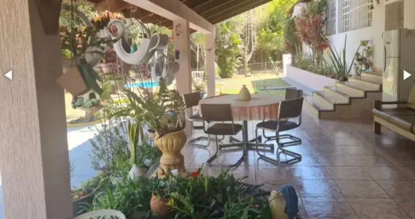 Chácaras Zona Sul - Extra! Com mais de 12.000m² procura novo dono.