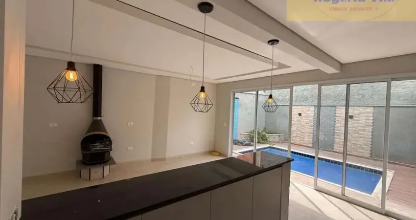 Vende ou Aluga - Casa de Alto Padrão no New Ville ? Venda ou Locação em Santana de Parnaíba!