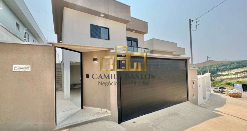 Casa com 3 dormitórios à venda, 190 m² por R$ 850.000,00 - Belvedere - Poços de Caldas/MG