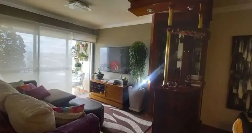 Apartamento de  3 dormitórios, andar alto, 1 vaga livre e solta  excelente localização.