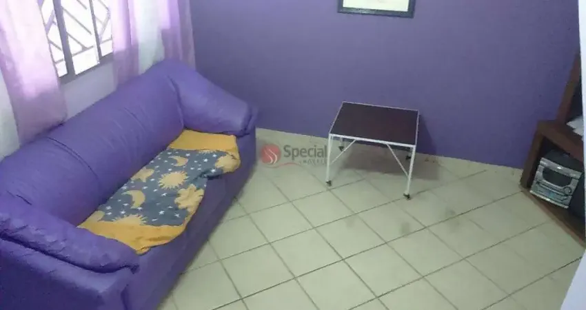 Casa  Térrea à venda na Água Rasa ,  3 dormitórios, 2 vagas , dependência de empregada;
