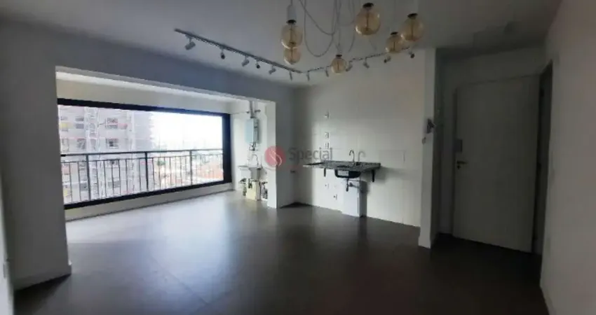 Apartamento no Tatuapé, novo, próximo ao Metrô.