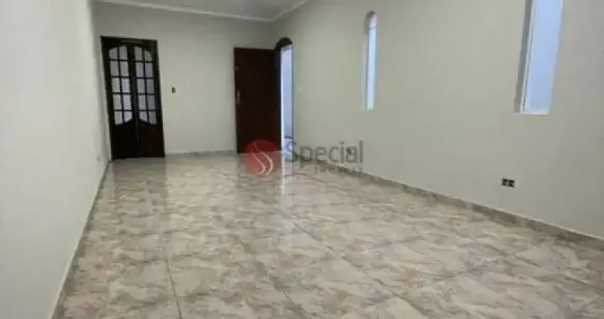 Sobrado Tatuapé ,150 metros ,3 dormitorios,edicula,2 vagas, reformado, próximo ao Colégio Drummond.