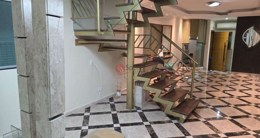 Casa com 3 quartos para alugar na Rua Antúrios, 197, Jardim Têxtil, São Paulo