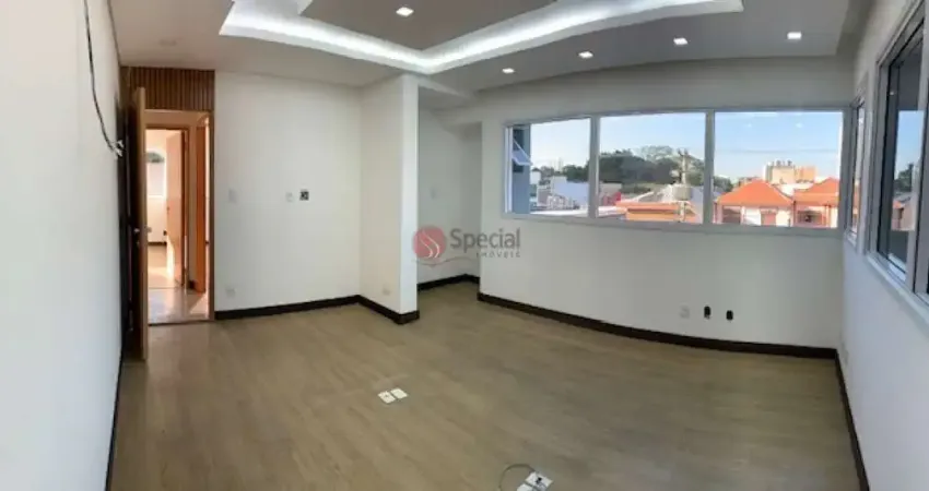 Andar corporativo próximo ao Metrô , com 200 metros privado,10 banheiros,4 vagas
