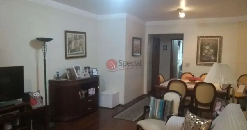 Apartamento amplo no Tatuapé.
