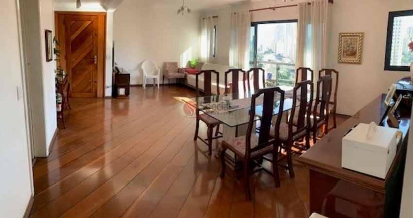 Apartamento na Anália Franco com 4 quartos, 3 suítes, deposito, 3 vagas de garagem.