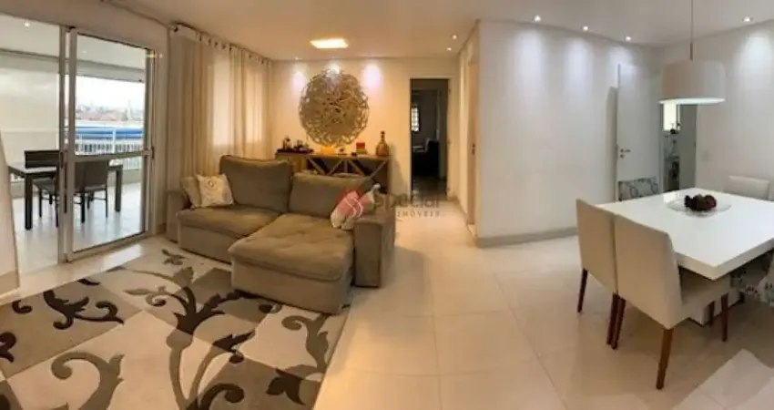 Apartamento no Tatuapé  com 3 quartos opção para 4 , 1 suite, 2 vagas, 3 banheiros, lavabo,depósito.