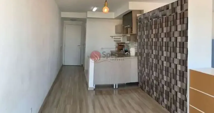 Apartamento tipo flat, semi mobiliado na Mooca.