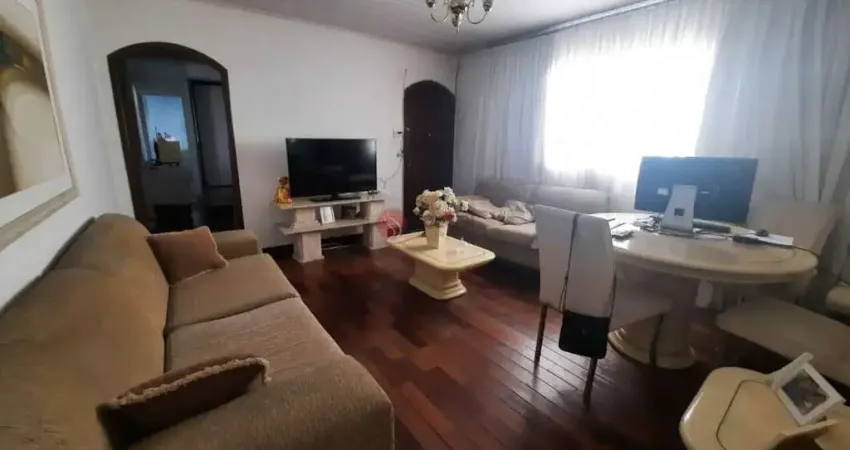 Casa térrea em Rua sem saída no Tatuapé.