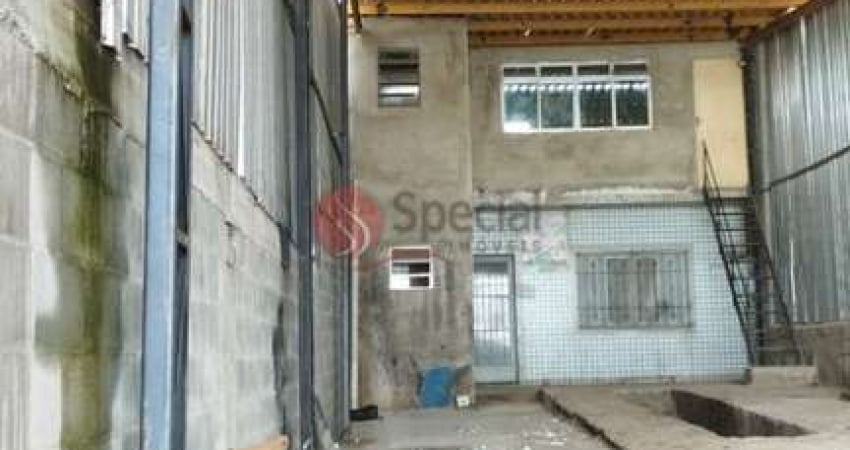 Galpão no Aricanduva próximo Shopping Aricanduva com 315 m²