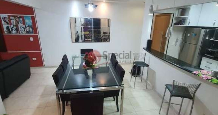 Apartamento no Tatuapé em andar alto a venda com 3 dormitíorios, 1 suíte e 2 vagas.