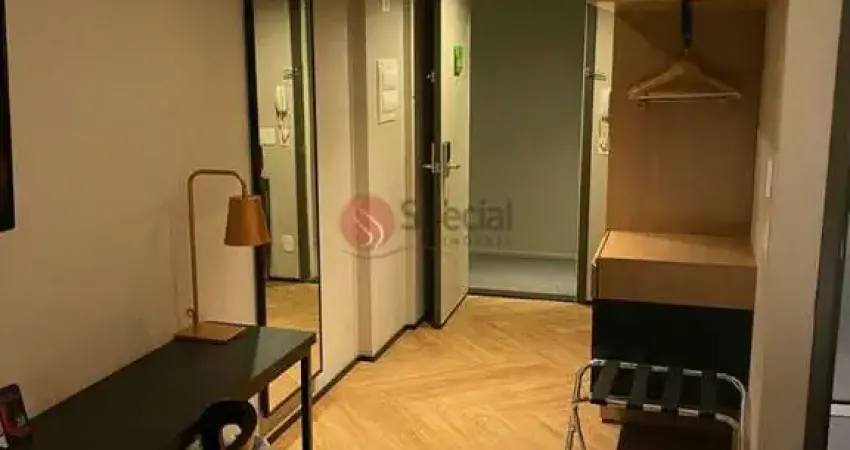 Apartamento mobiliado e decorado ao lado do Metrô Republica com 1 quarto.