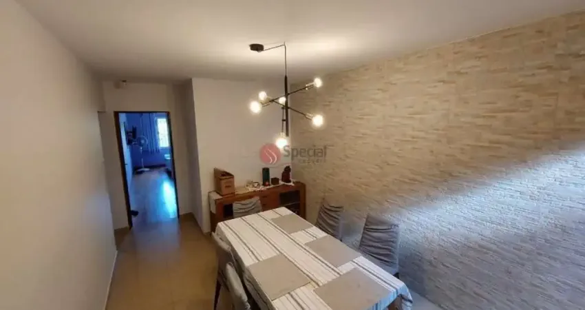 Casa assobradada na Vila Bueno Aires com 3 quartos e 3 vagas à venda de  250 m².