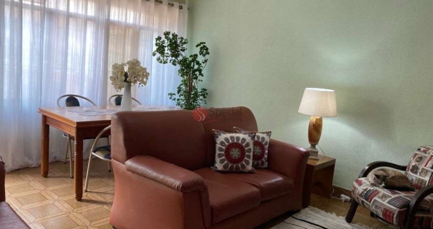 Casa térrea  com 3 dormitórios e 1 vaga no Jardim Brasília.