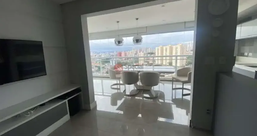 Apartamento a poucos metros do Ceret, 3 quartos, 1 suíte e 2 vagas