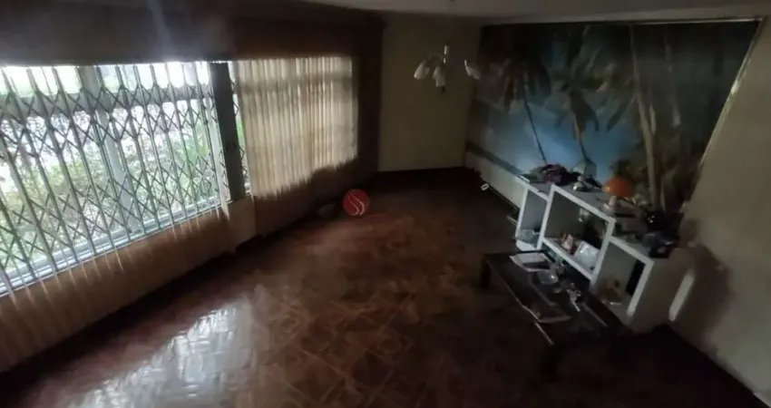 Sobrado comercial ou residencial para compra ou locação na Água Rasa com piscina.