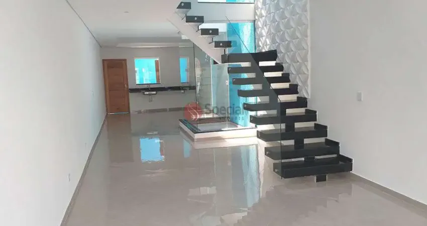 Sobrado Novo na Vila Ré com 240 m² - Diferenciado - 3 suítes - 5 vagas