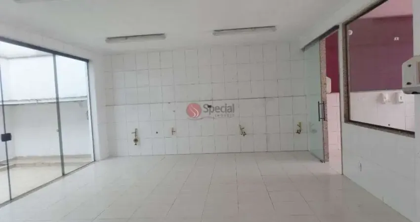 Prédio comercial no Tatuapé.