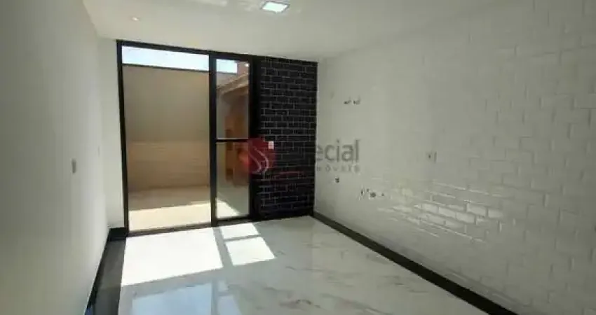 Sobrado à venda Vila Granada com 3 suítes, 2 vagas, novo.