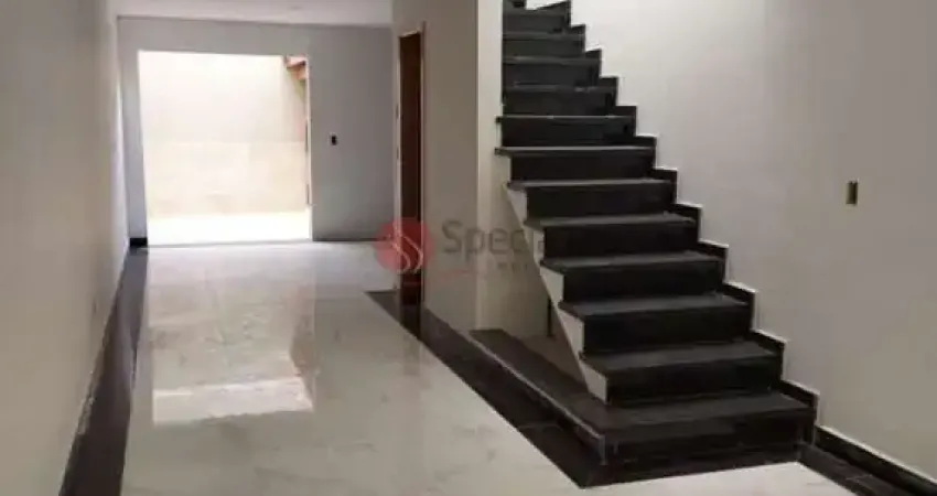 Sobrado na Vila Ré, 120 metros, 3 suítes, 2 vagas,  Área Gourmet.