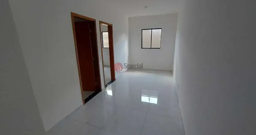 Apartamento com 40 metros na Cidade Patriarca, 2 dormitorios com quintal.